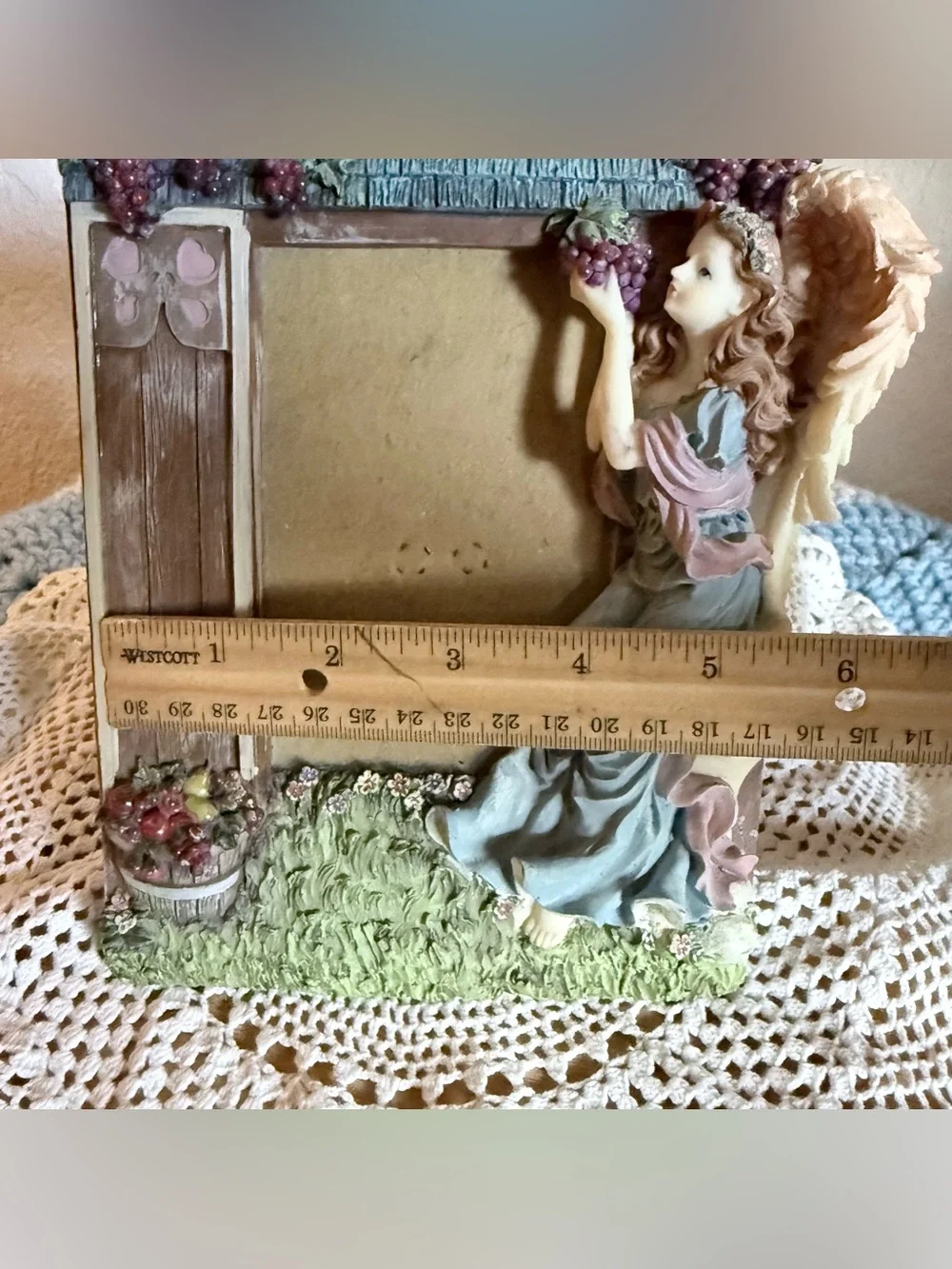 90s Cherub Seraphim Angel Ornate Grape Vine and Fruit Basket Frame 3X4.5